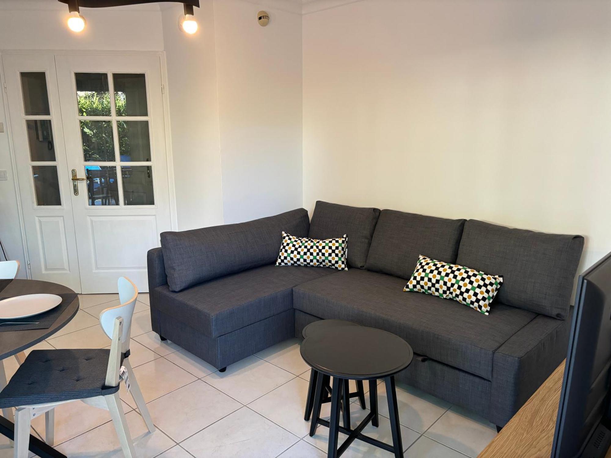 Beachside Apartment With Pool & Garden In Juan Les Pins Antibes Esterno foto